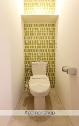 メゾンフォンテーヌ[3LDK/62.37m2]のトイレ