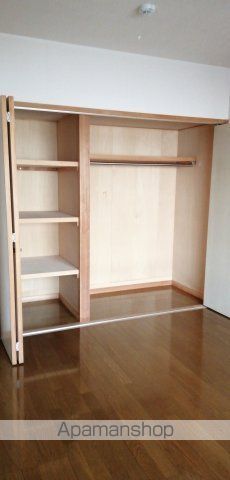 ロイヤルガーデンIIの内装写真