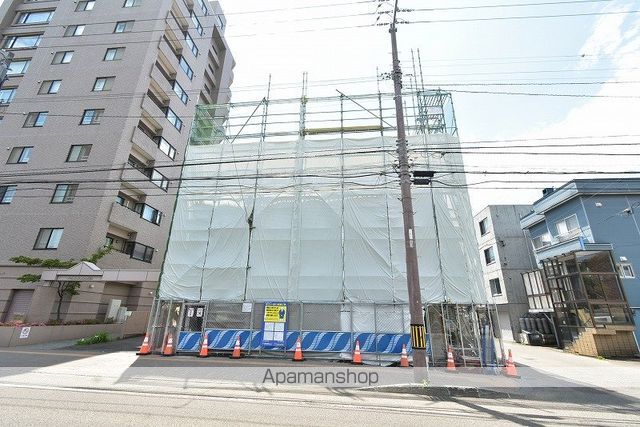 グランメール 豊平公園駅前の外観写真