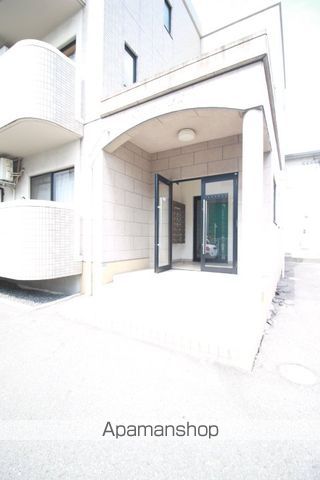 ケイズシティ豊成の玄関写真