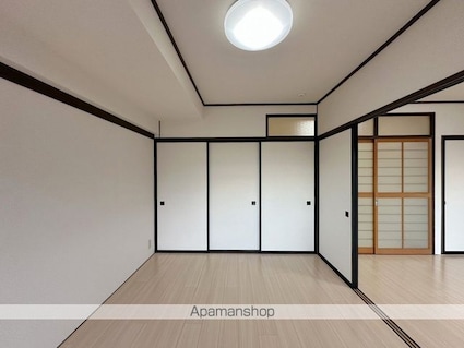 ＭＡＲＵＣＯ　Ｎｉｈｏｎｍａｔｕ[2DK/44m2]の内装1