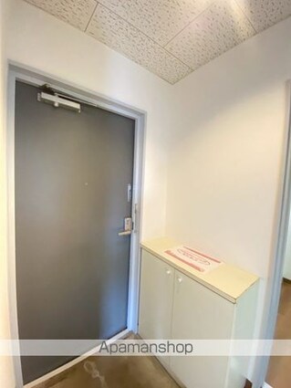 和歌山県和歌山市西小二里２丁目[3DK/55.66m2]の玄関