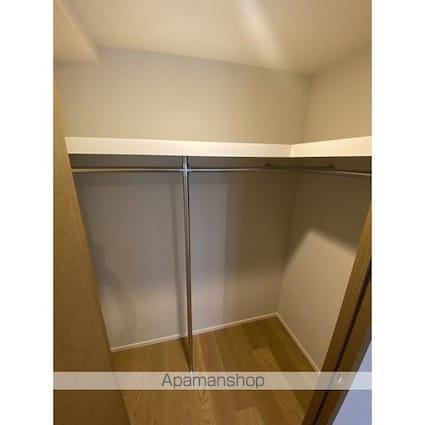 ザ・パークハウス千代田六番町[3LDK/84.2m2]の収納