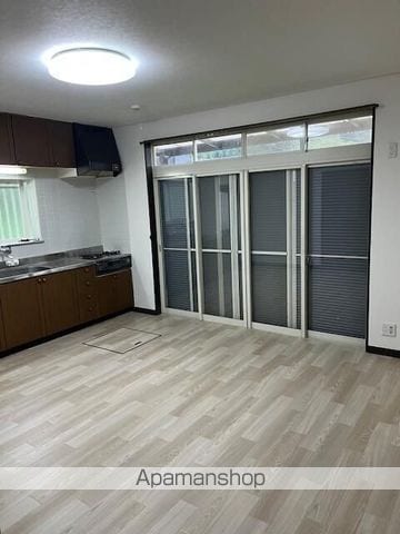 松田町寄貸家の内装写真