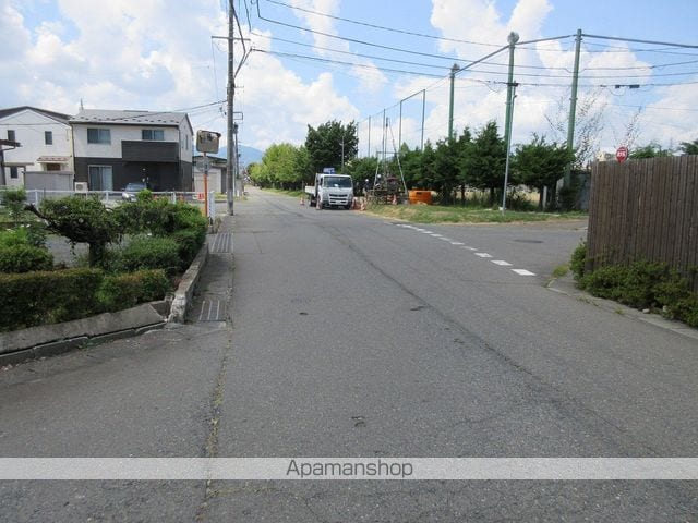 シャトルアールの周辺写真
