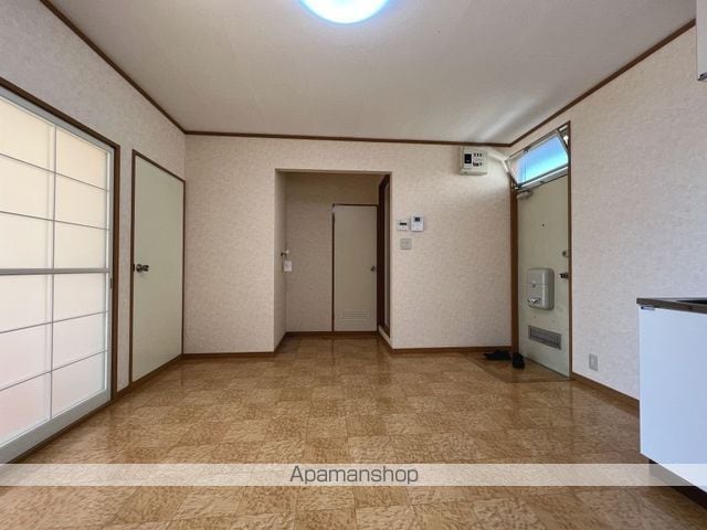 レピュート泉の内装写真