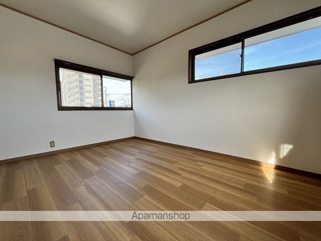 花見東7丁目戸建の内装写真