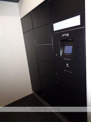 ジェノヴィア三ノ輪スカイガーデン[2LDK/53.4m2]の共用部2