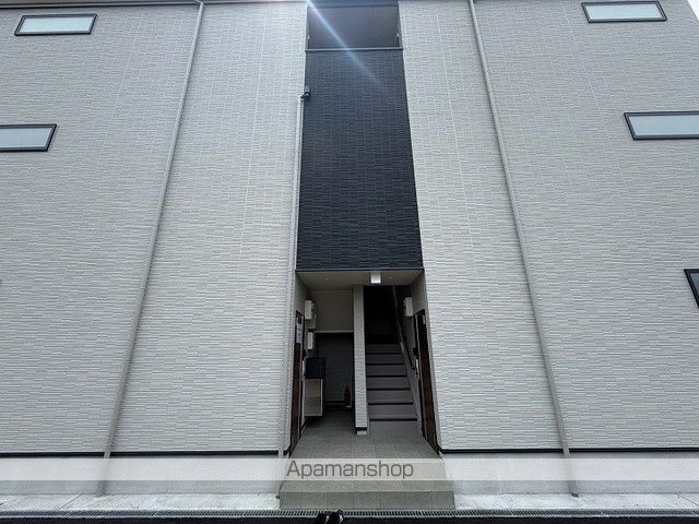 諏訪1丁目共同住宅の外観写真