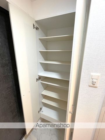 オーキッドレジデンス新大阪の内装写真
