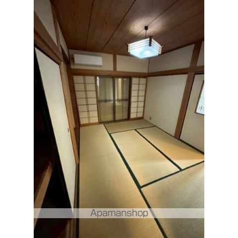 和歌山線 紀伊小倉駅 徒歩6分 2階建 築40年の内装写真