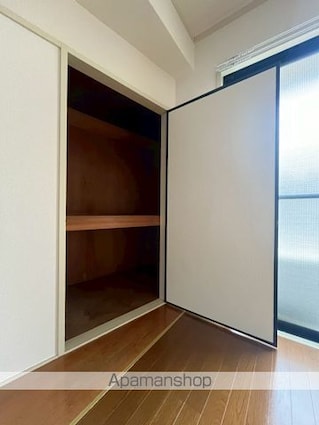 第１１鷹取ビル[2K/41.52m2]の収納