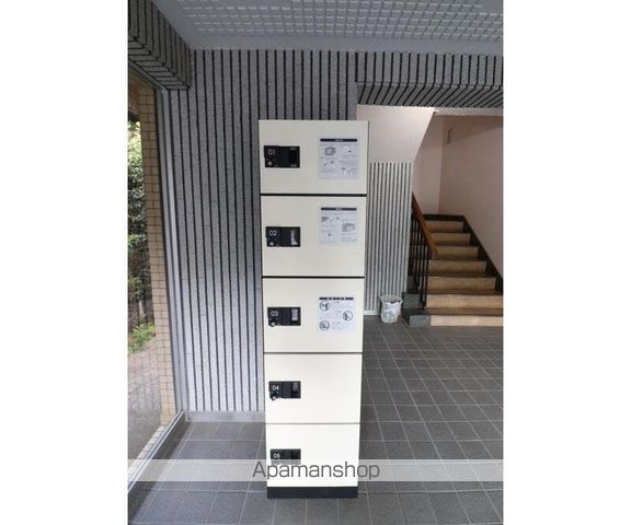 日香苑Iの玄関写真