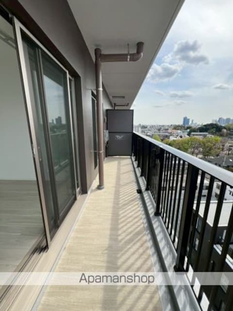 東京都新宿区西落合２丁目[2LDK/53.2m2]のバルコニー