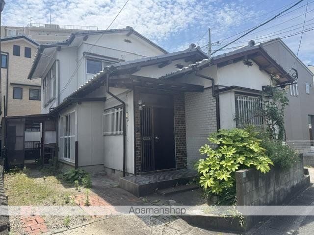 東大利貸家の外観写真