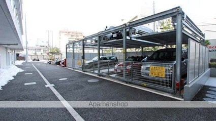 グランハイツ高田馬場[1K/30.26m2]の駐車場