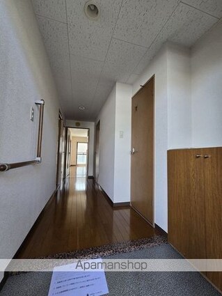 グランドール秋川[2LDK/58.44m2]の玄関