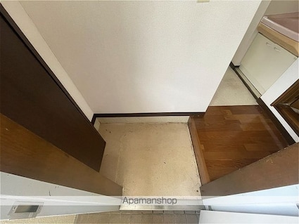 ティアラハウス松ヶ丘Ⅱ[1DK/29.83m2]の玄関