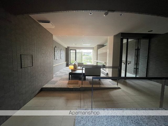 ザ・パークハビオ目白タワー[3LDK/60.31m2]の共用部1