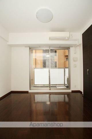 松ヶ枝町プライマリーワンの内装写真