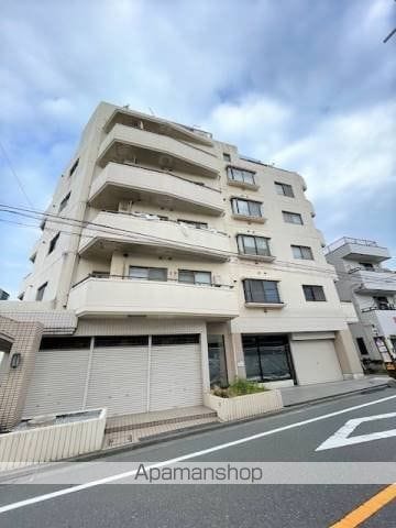 クレストパレス荒川の玄関写真