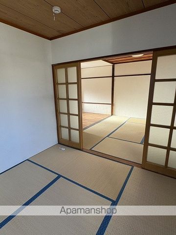 K House石浦の内装写真