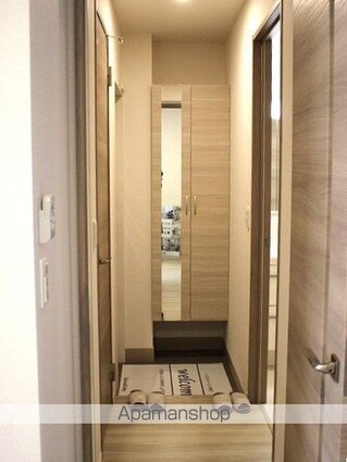 ＤーｒｏｏｍＣＶＩＩＩ[2LDK/52.57m2]の玄関