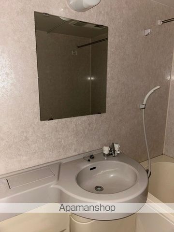 QuadCourtの内装写真