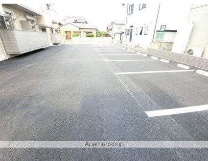 ソレアード[1LDK/40.43m2]の駐車場