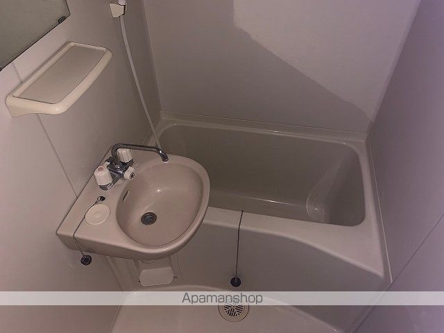 レオパレスアードゥラーの内装写真