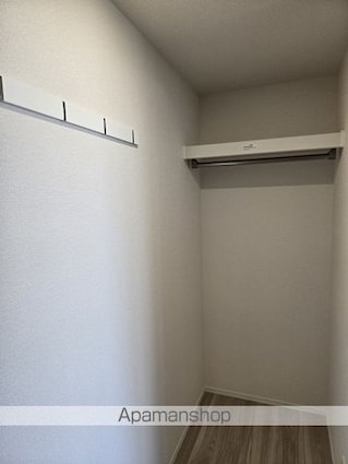 ＤーｒｏｏｍＣＶＩＩＩ[2LDK/52.57m2]の収納