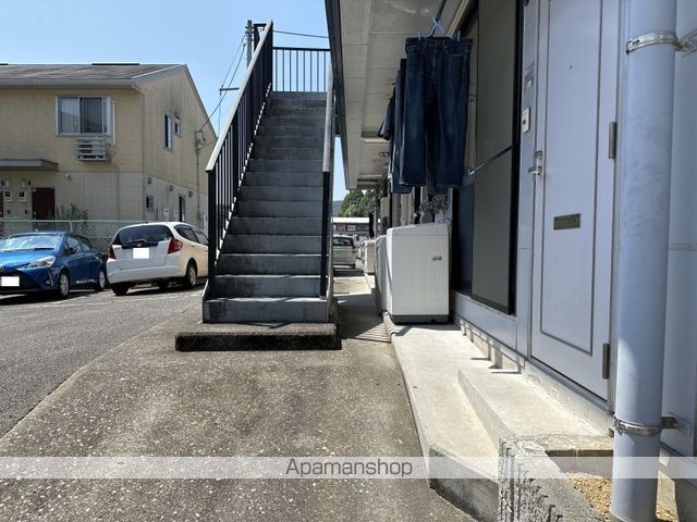 レッドハットIIの玄関写真