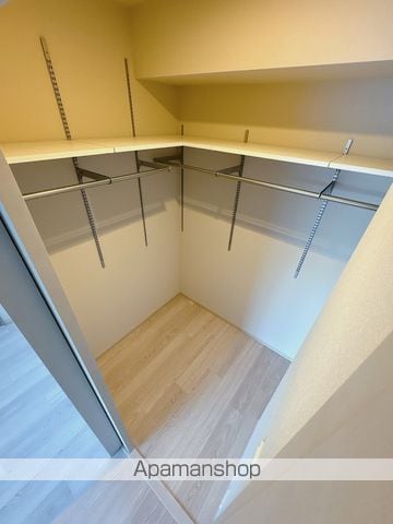プライムメゾン千葉新町の内装写真