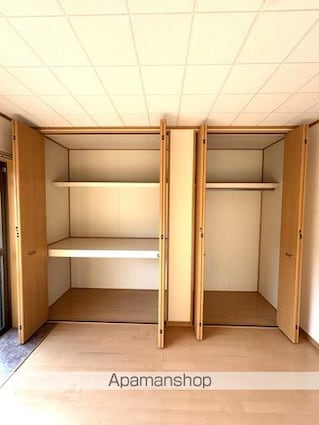 ヴェルドミール[2LDK/56.73m2]の収納