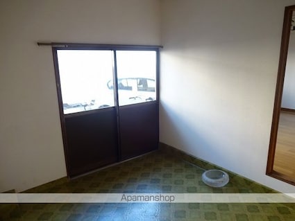 サンハイツ鴨部[5SLDK/90m2]の内装