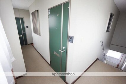 Ｍ・Ｃマンション[1DK/32m2]のエントランス