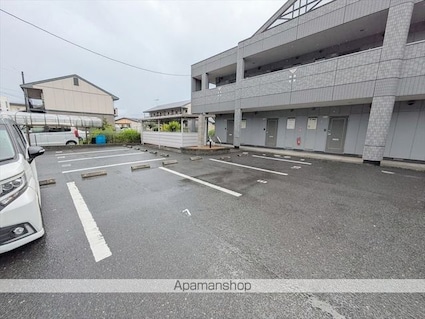 カーサ・Ｙ[1K/30.96m2]の駐車場