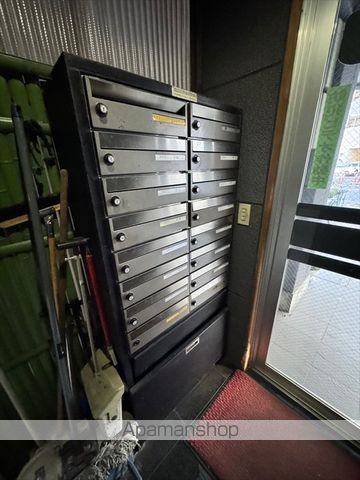 ドゥエルカネヒラの玄関写真