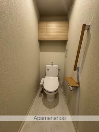 ベレオ鳴神[1LDK/47.46m2]のトイレ