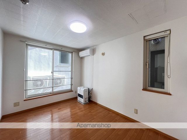 クチュール西線6条の内装写真