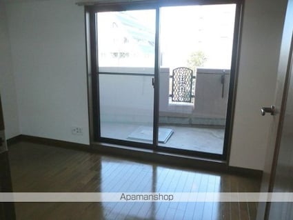 ロイヤルパレス高円寺[1K/20.22m2]のリビング・居間