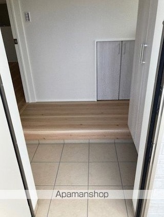 グランソフィア東深井Ｂ[3LDK/76.59m2]の玄関