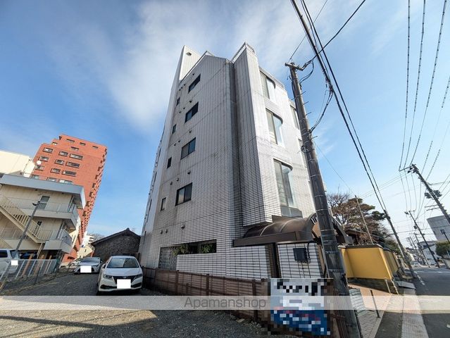 アーバンフラッツの外観写真