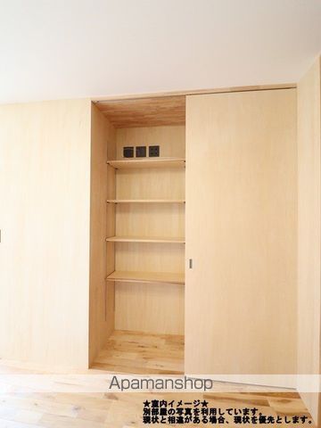 弐番町FLATの内装写真