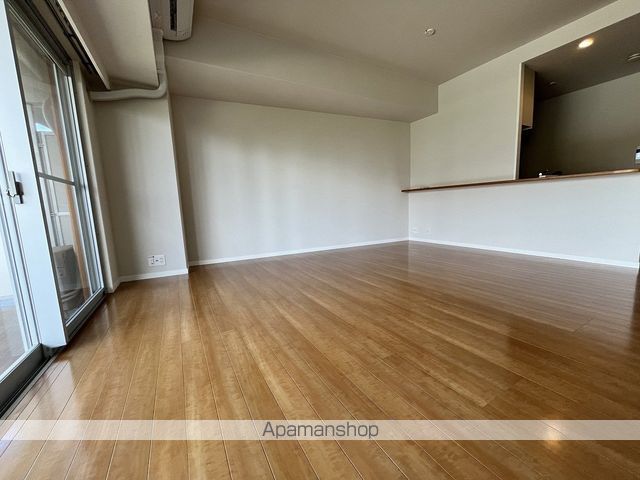 アイランドシティインフィニガーデン イースト棟の内装写真