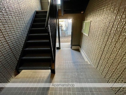 フルーレ高砂[2LDK/60.89m2]のエントランス