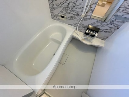 プチコート篠ノ井　ＩＩ[1LDK/50.05m2]のバス