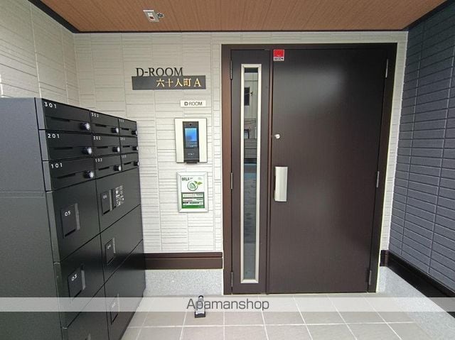 DーROOM六十人町 Aの玄関写真