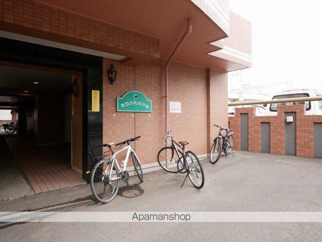ミラバ札幌中央の玄関写真