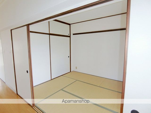 第1サンハイツ2号棟の内装写真